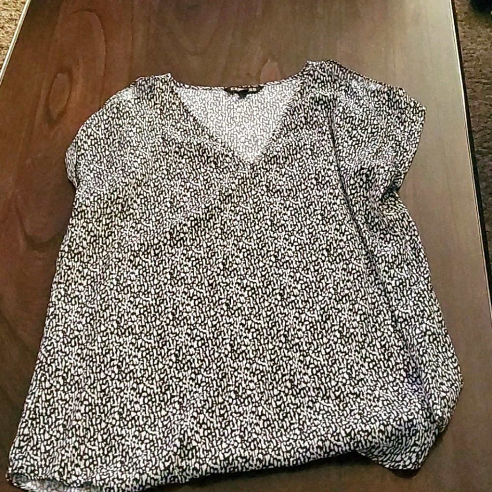 LG express cold shoulder blouse